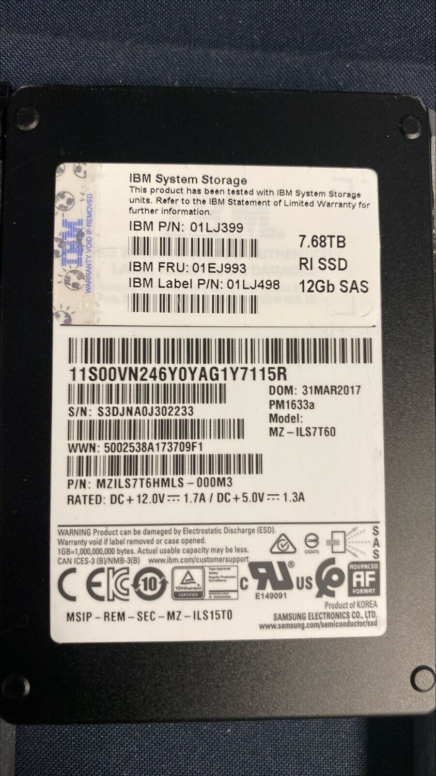2076-AHHJ IBM FLASH DRIVE 7.68TB 12 GBPS SAS 2.5 INCHES