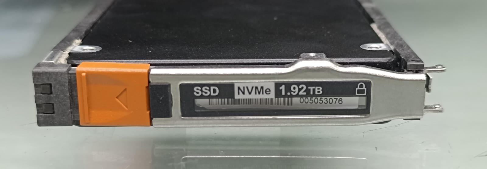 005053076 DELL EMC POWERSTORE SOLID STATE DRIVE 1.92TB NVME 2.5 